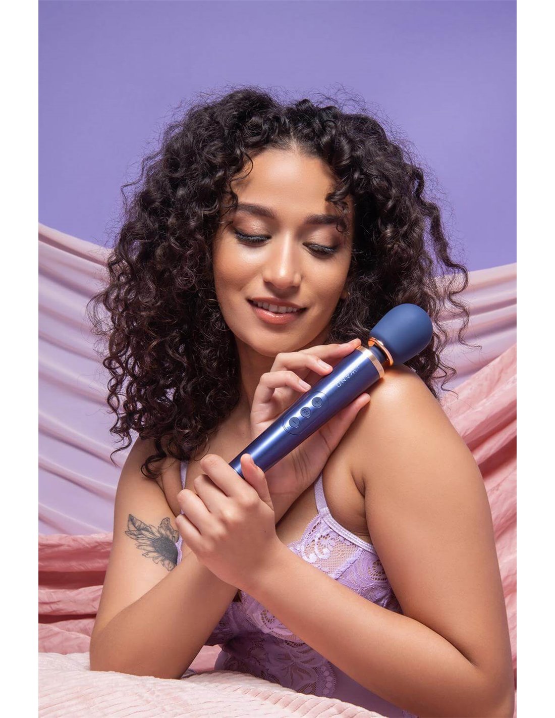 Le Wand Petite Rechargeable Massager